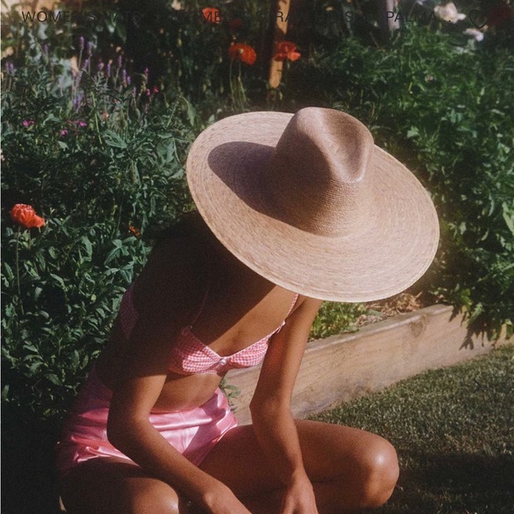 Lack of colors Palma wide fedora hat. Woven hat for vacation. - Picture 6 of 9